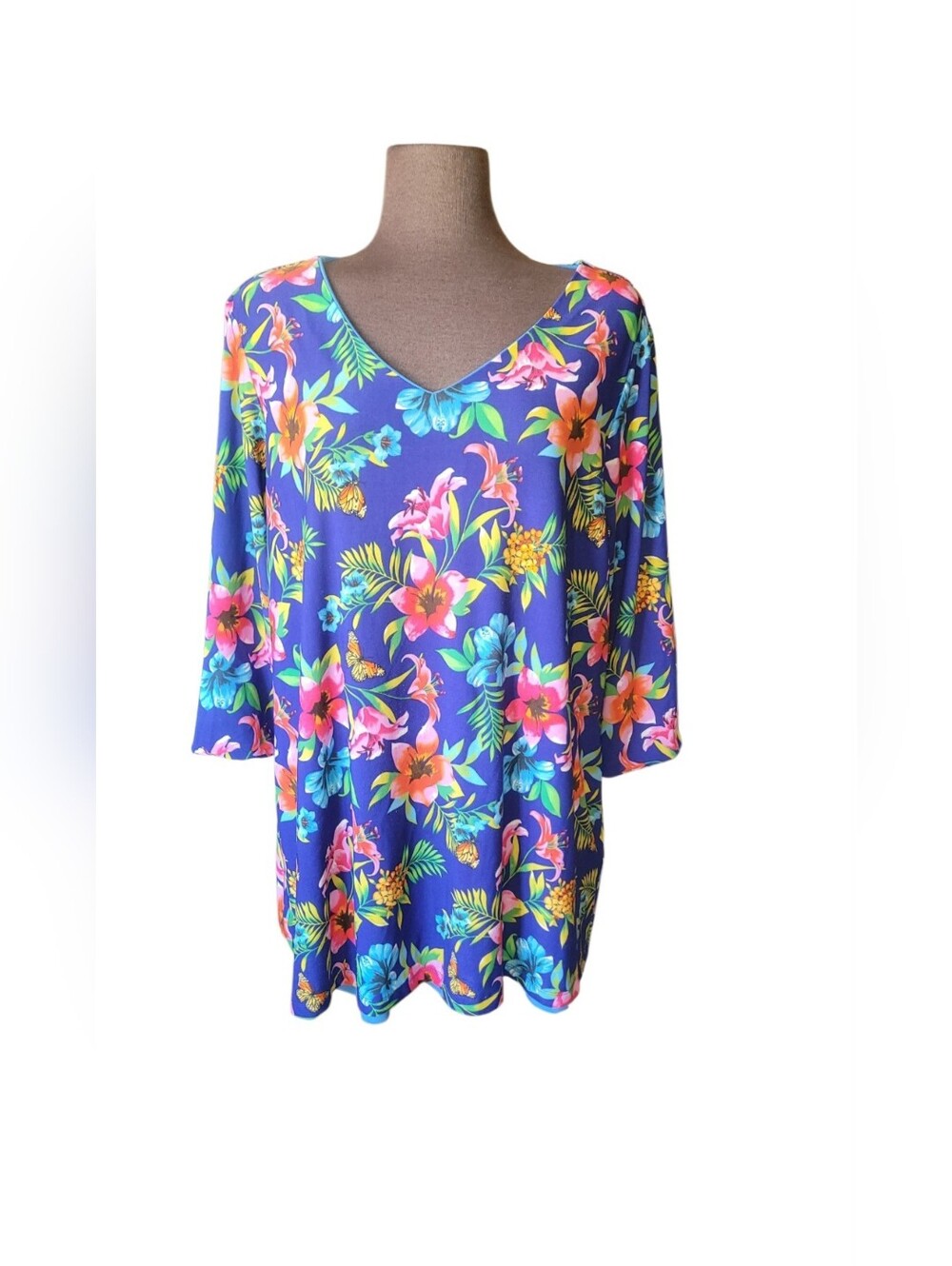 Attitudes By Renee Reversible Women’s V-Neck Tunic Top Blue Floral & Solid Blue - Picture 5 of 16